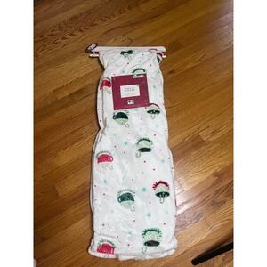 Holly & Moss Christmas Cocoa Velvet Soft Throw Blanket White Red Green 60x70
